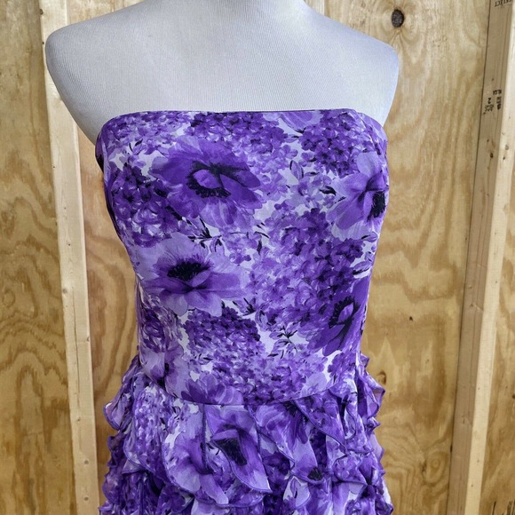 White House Black Market 12 Strapless Dress Floral Ruffle Tiered Cocktail NWT - Picture 2 of 12